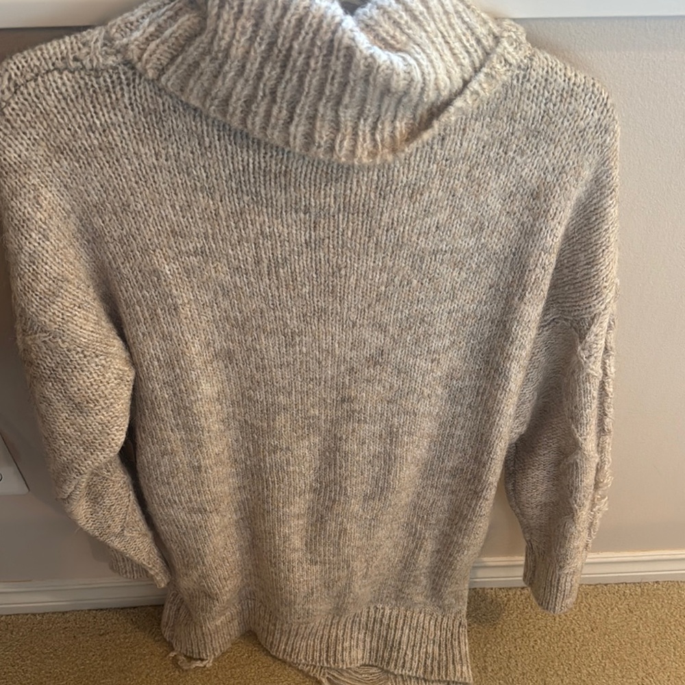 Forever 21 Gray Cowl Neck Sweater with Cable Knit Design - Picture 5 of 5